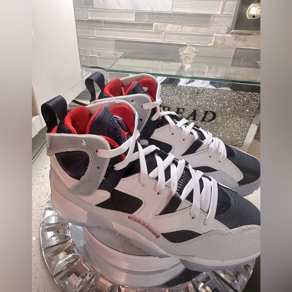 Brand new kids size 7youth Jordan sneakers